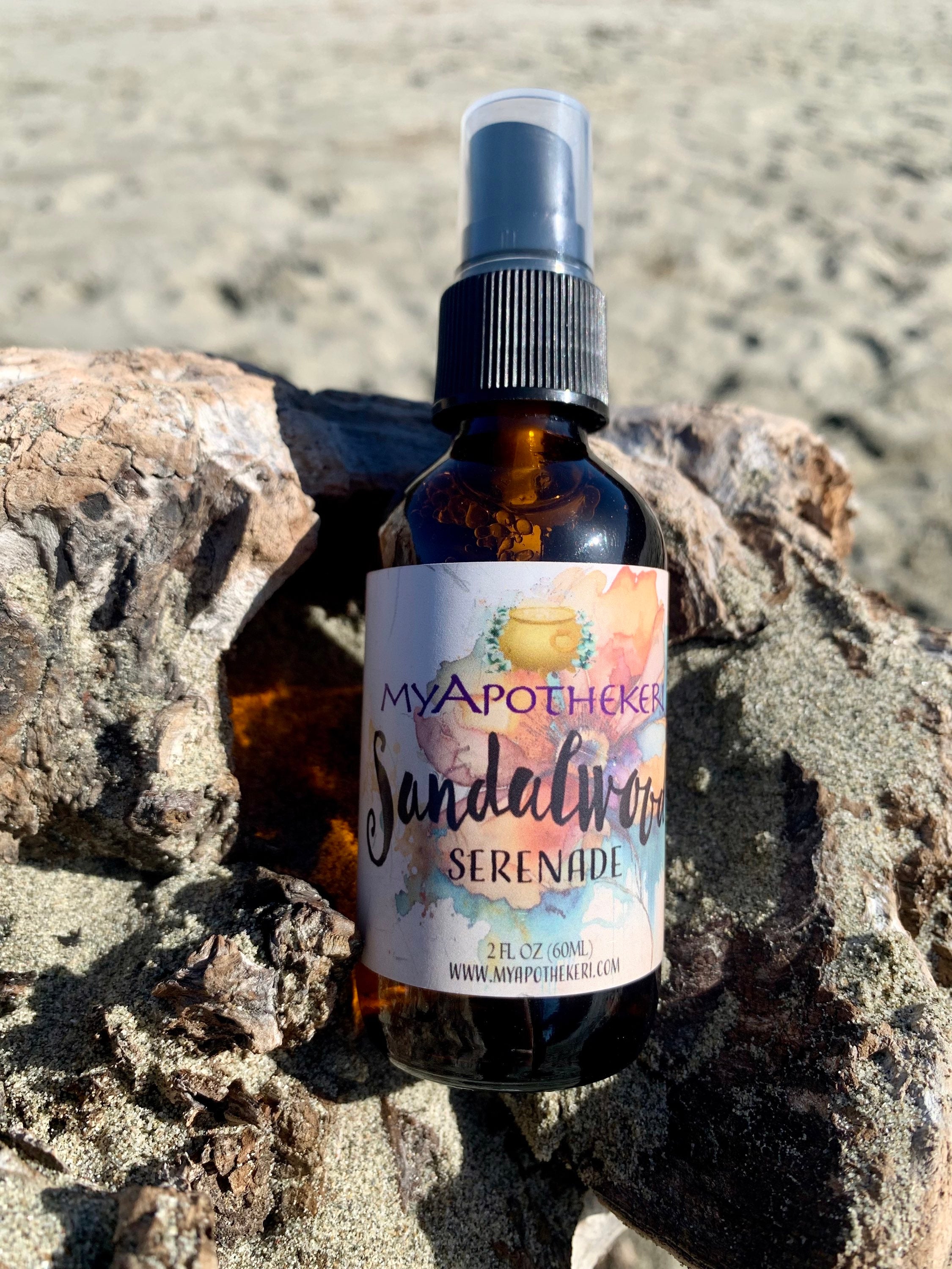 Sandalwood Serenade Body Splash  image 2