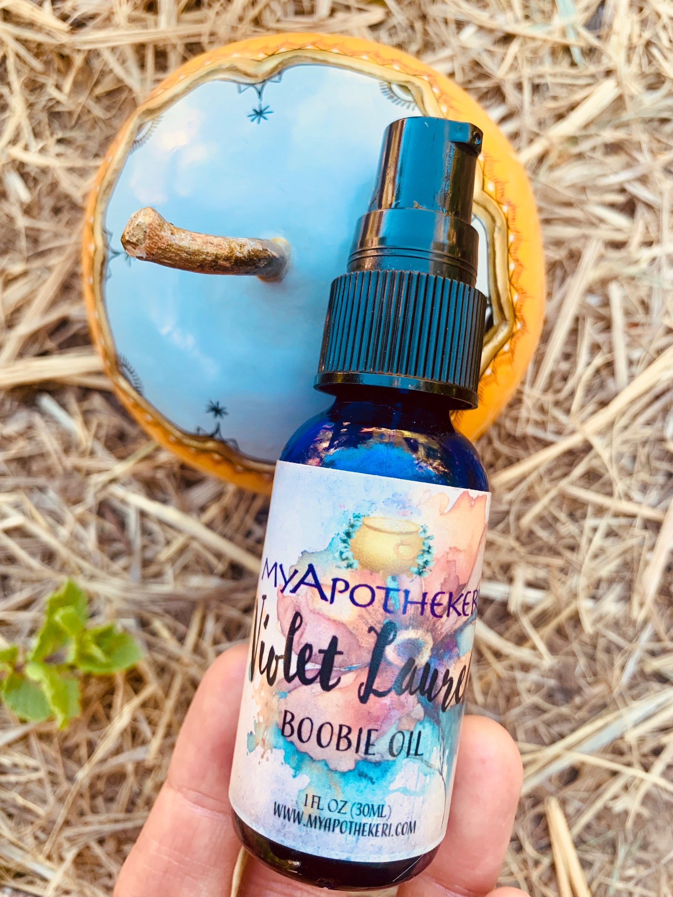 Violet Laurel Boobie Oil  image 3