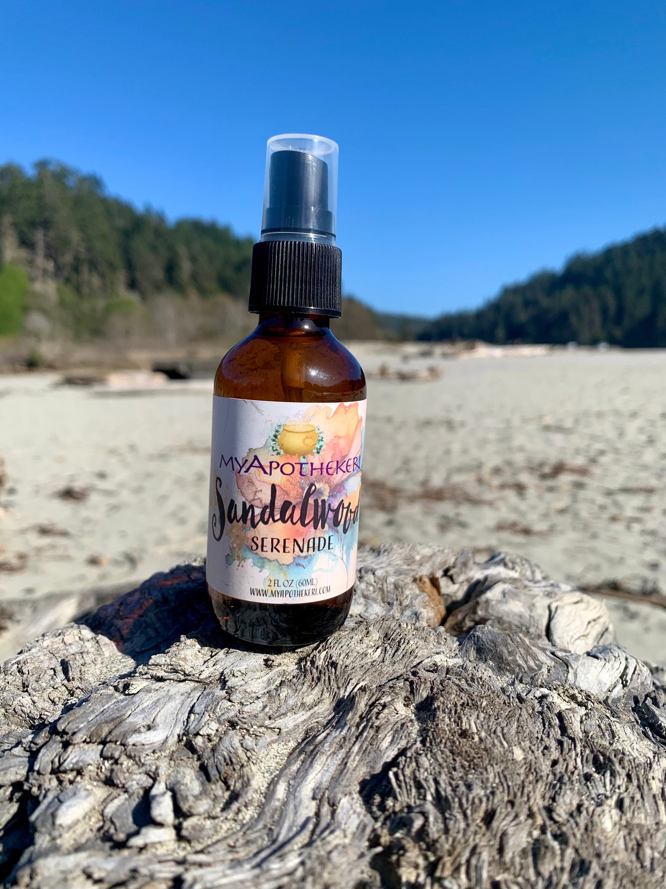 Sandalwood Serenade Body Splash  image 4