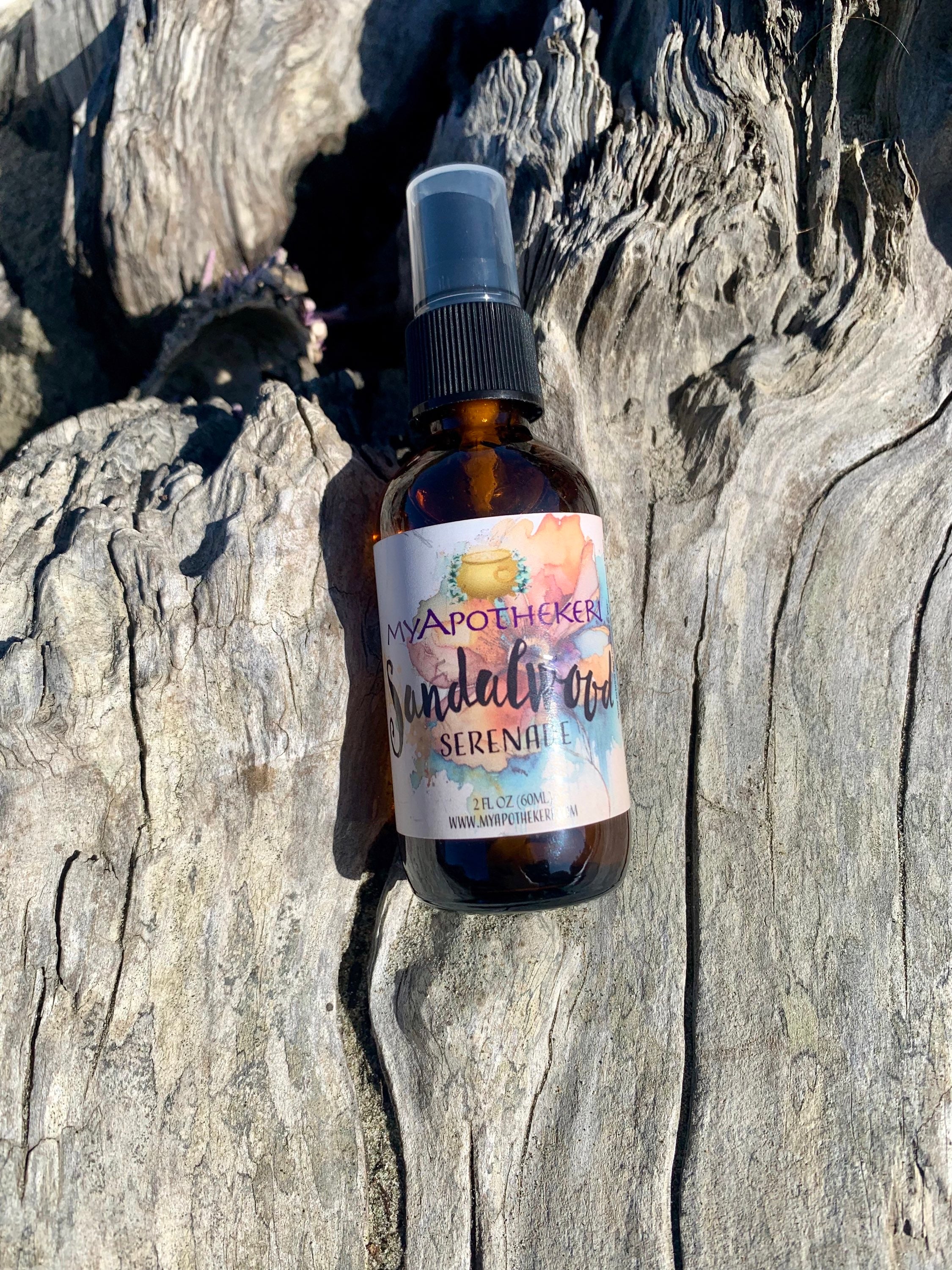 Sandalwood Serenade Body Splash  image 3